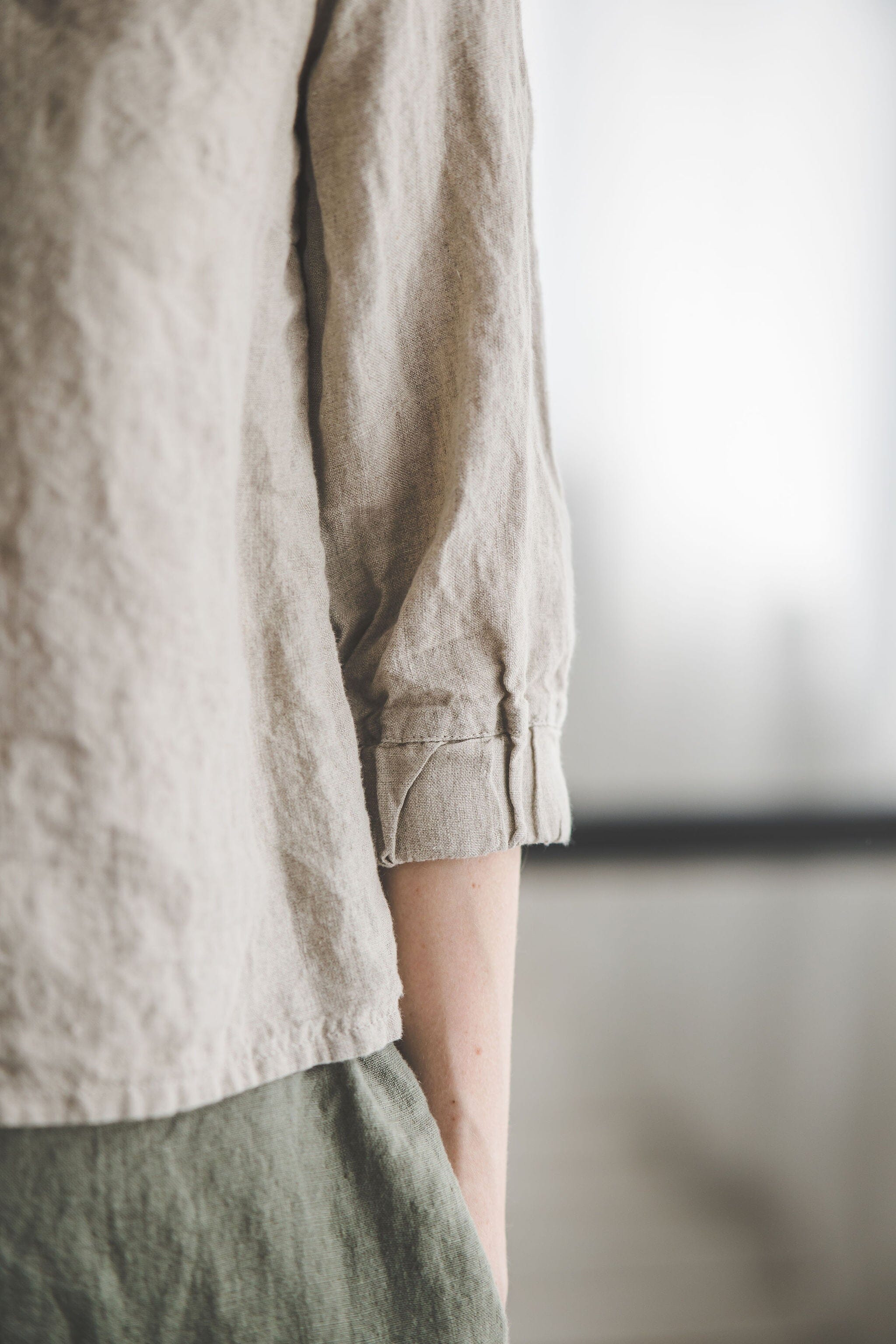 Linen Blouse With 3/4 Sleeves / Round Neck Linen Top / Office Linen Blouse T45 Old Linen Mill