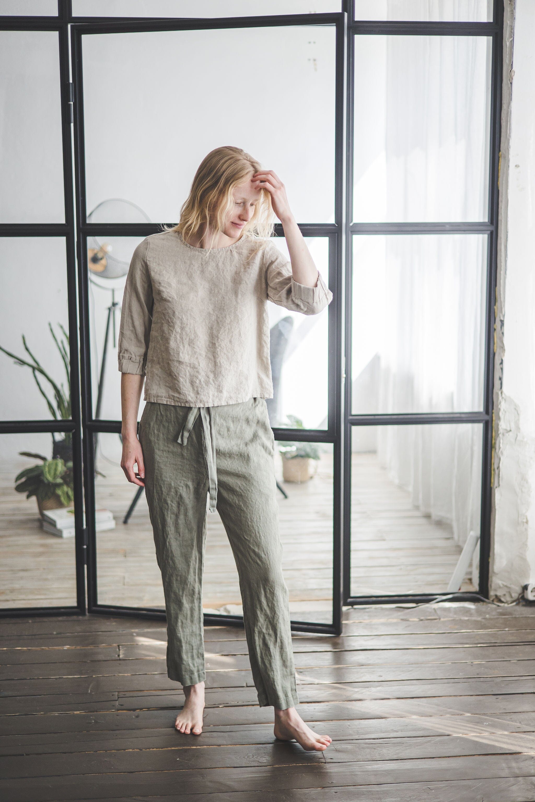 Linen Blouse With 3/4 Sleeves / Round Neck Linen Top / Office Linen Blouse T45 Old Linen Mill