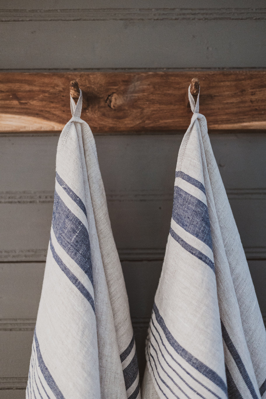 Linen Tea Towels – Set of 2 in Dark Blue Stripes TT50x70 Old Linen Mill