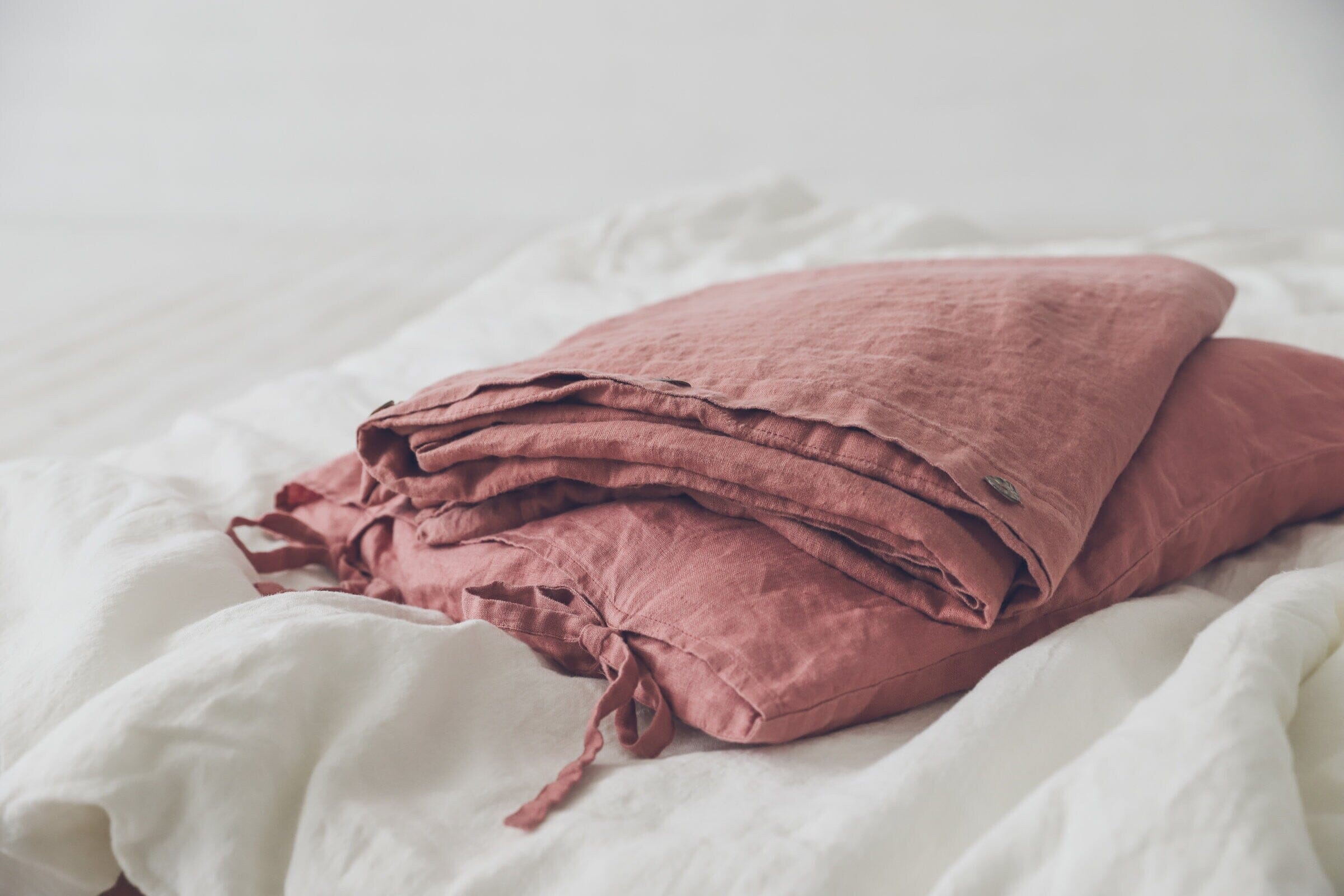 Natural Bed Linen Set with Ties Old Linen Mill Ivory US/CA Single