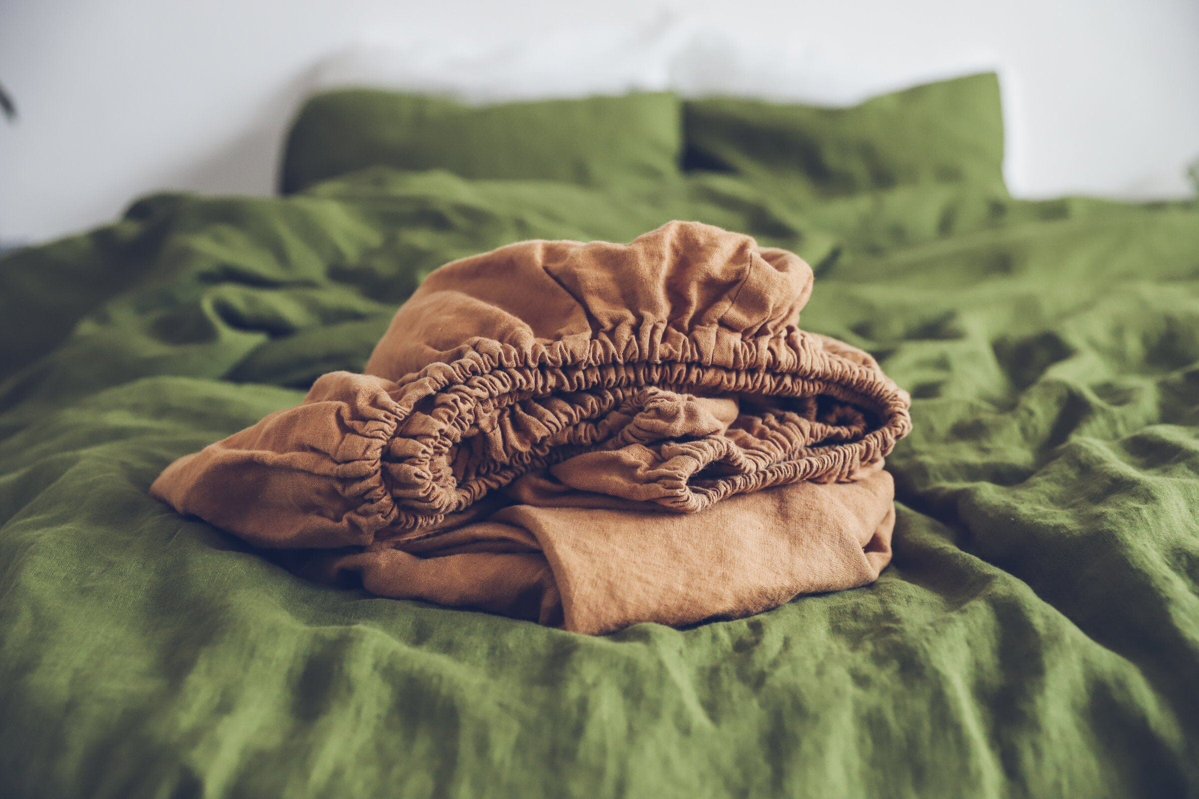 READY TO SHIP Linen Fitted Sheet, Soft Washed Linen Elastic Band Sheet Old Linen Mill