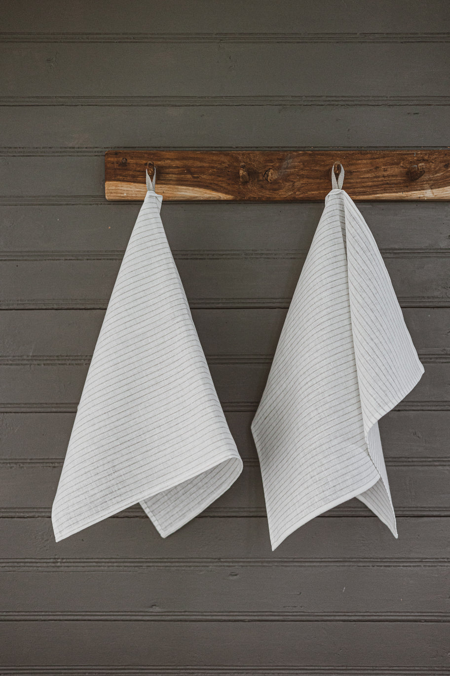 Set of 2 In White Stripes Natural TT50x70 Old Linen Mill