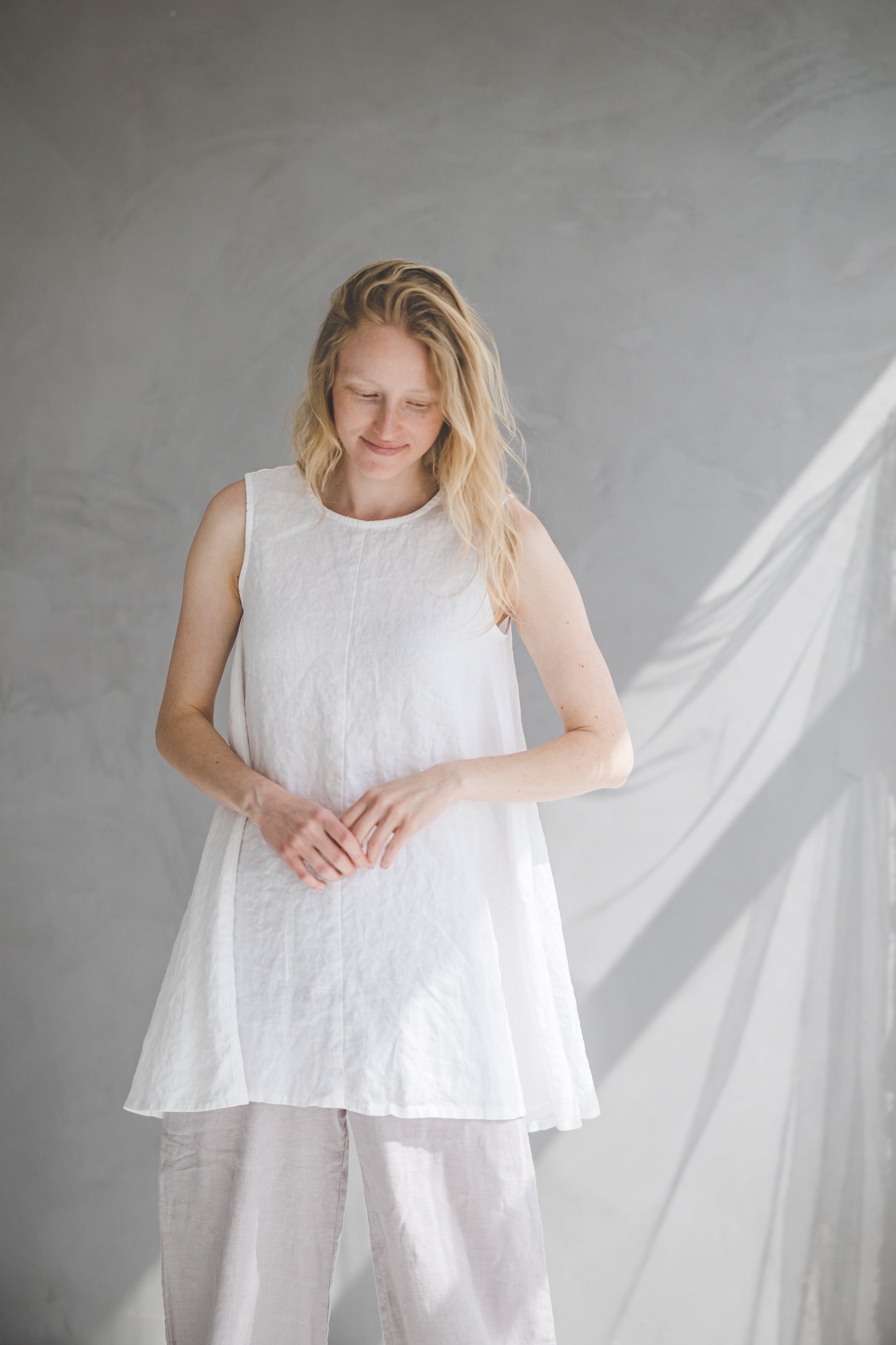 Sleeveless Linen Blouse/Tunic T47 Old Linen Mill