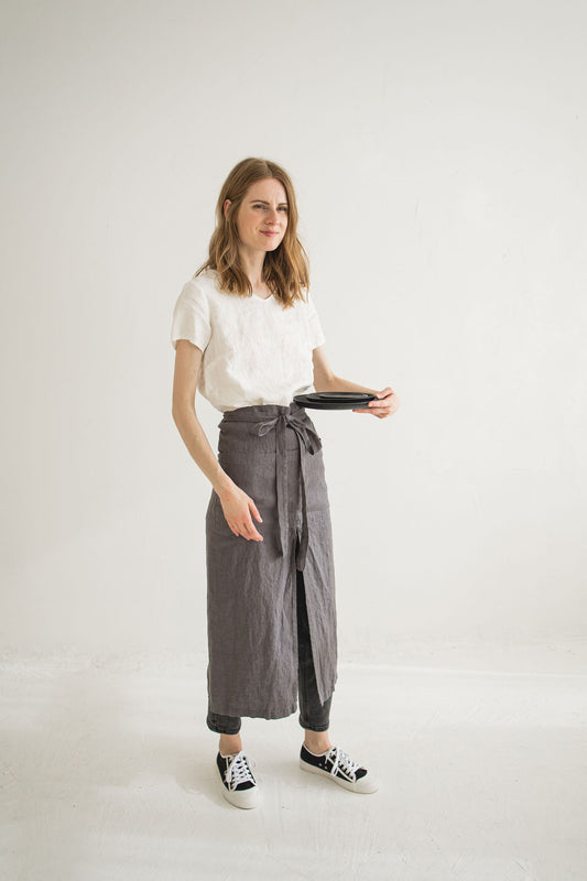 Split Leg Linen Apron AP6 Old Linen Mill