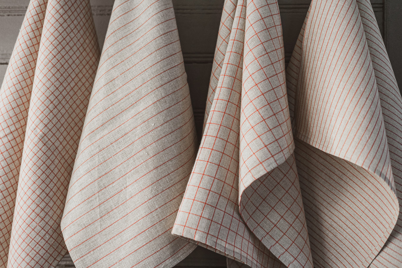 Tea Towels Set of 4 In Different Natural Red patterns TT50x70 Old Linen Mill