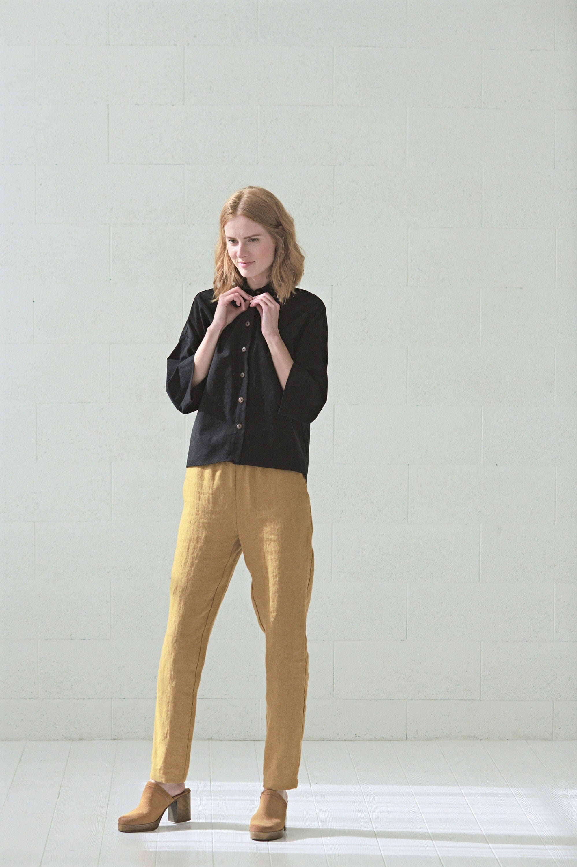 Women Black Short Shirts Buttons Down Old Linen Mill