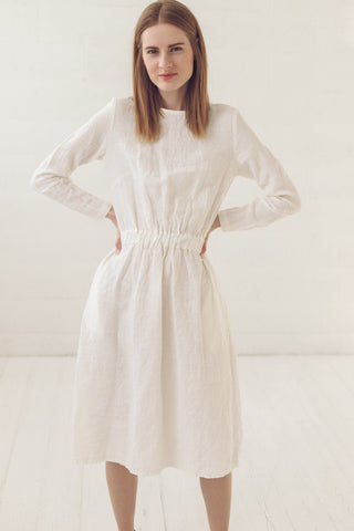 Elegant Fitted Long-Sleeve Soft Linen Dress Old Linen Mill 