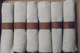 Gift Set of 6 Linen Napkins with Leather Rings Old Linen Mill 
