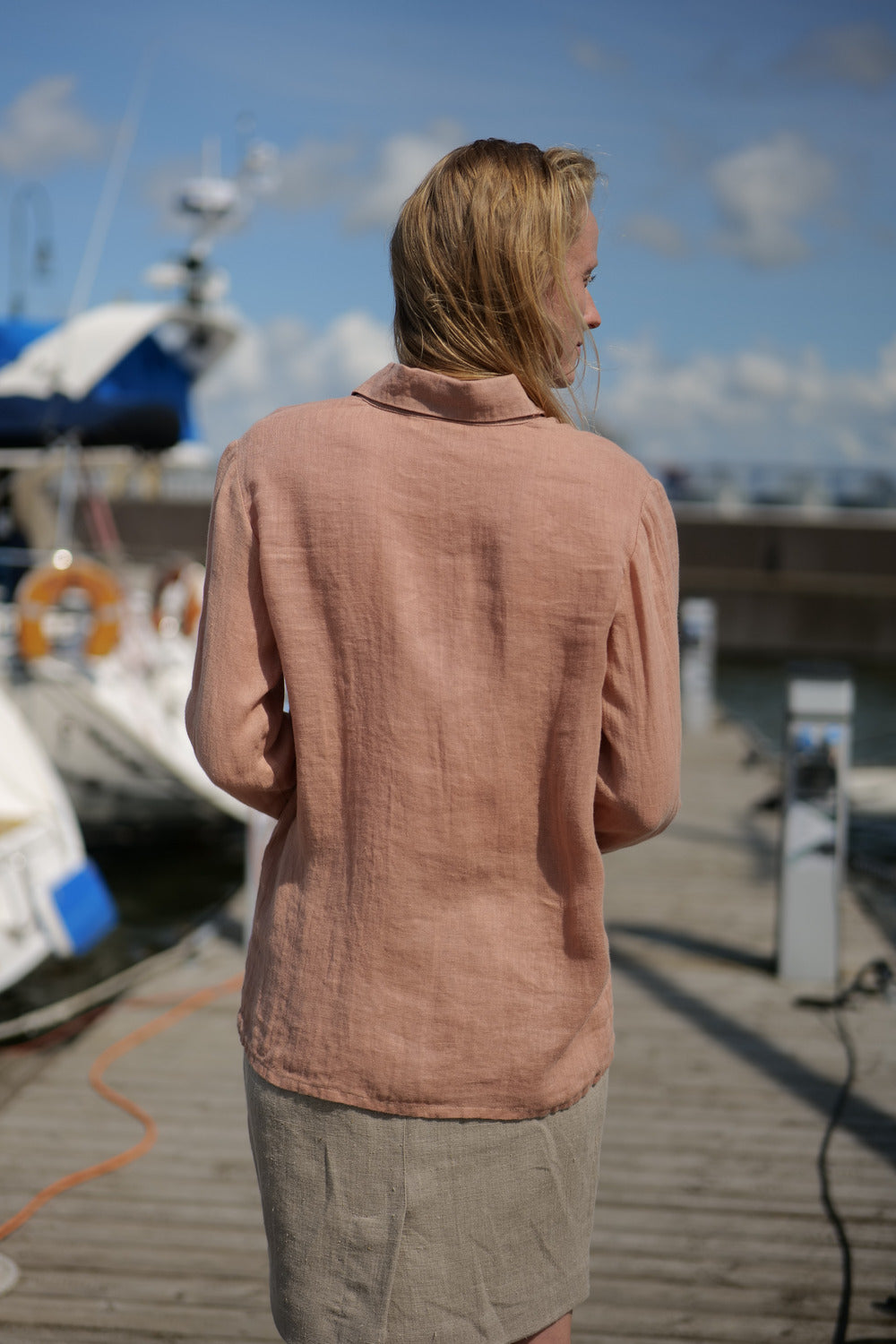 Light linen summer shirt picture taken from backside