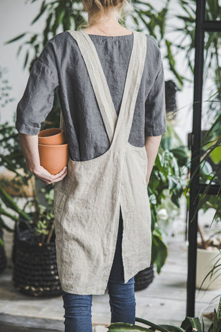 Linen Cross Back Pinafore Apron Dress with Pockets Old Linen Mill 