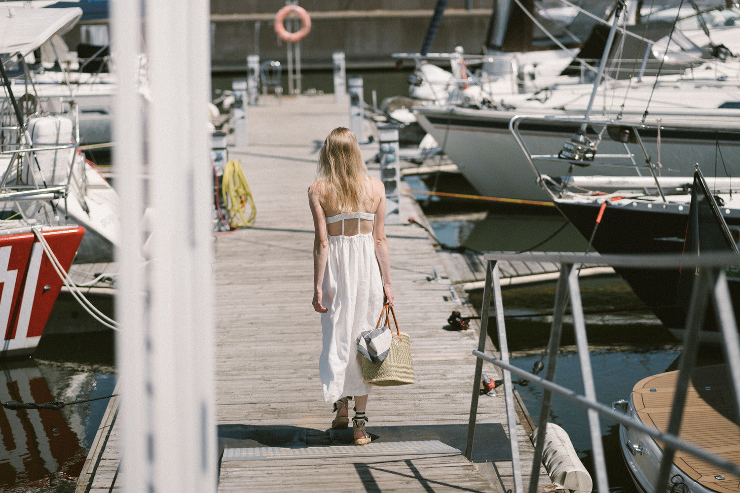 Linen Midi Summer Open Back Dress Anne picture of a lifestyle