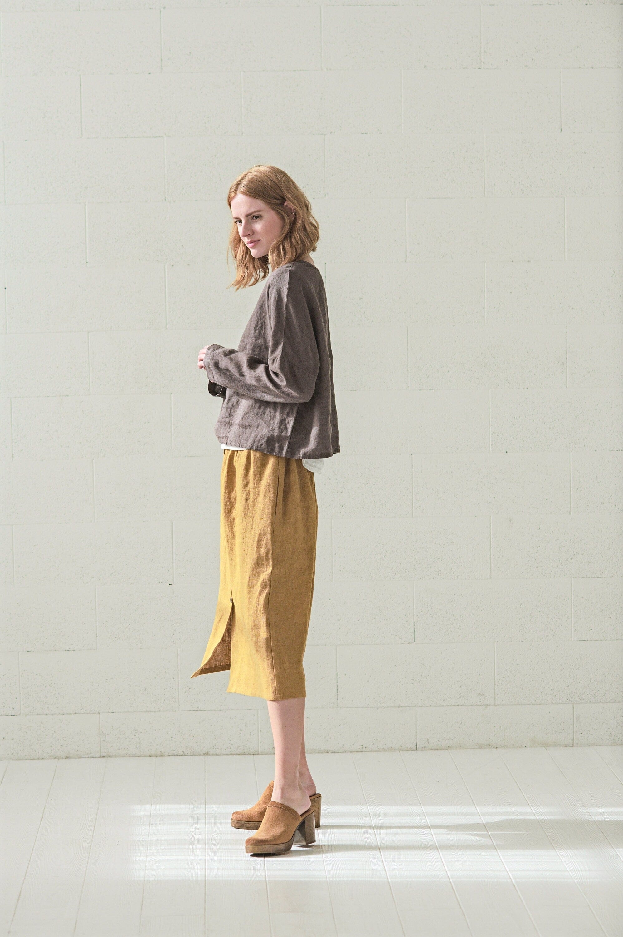 Loose Linen Short Top Old Linen Mill 