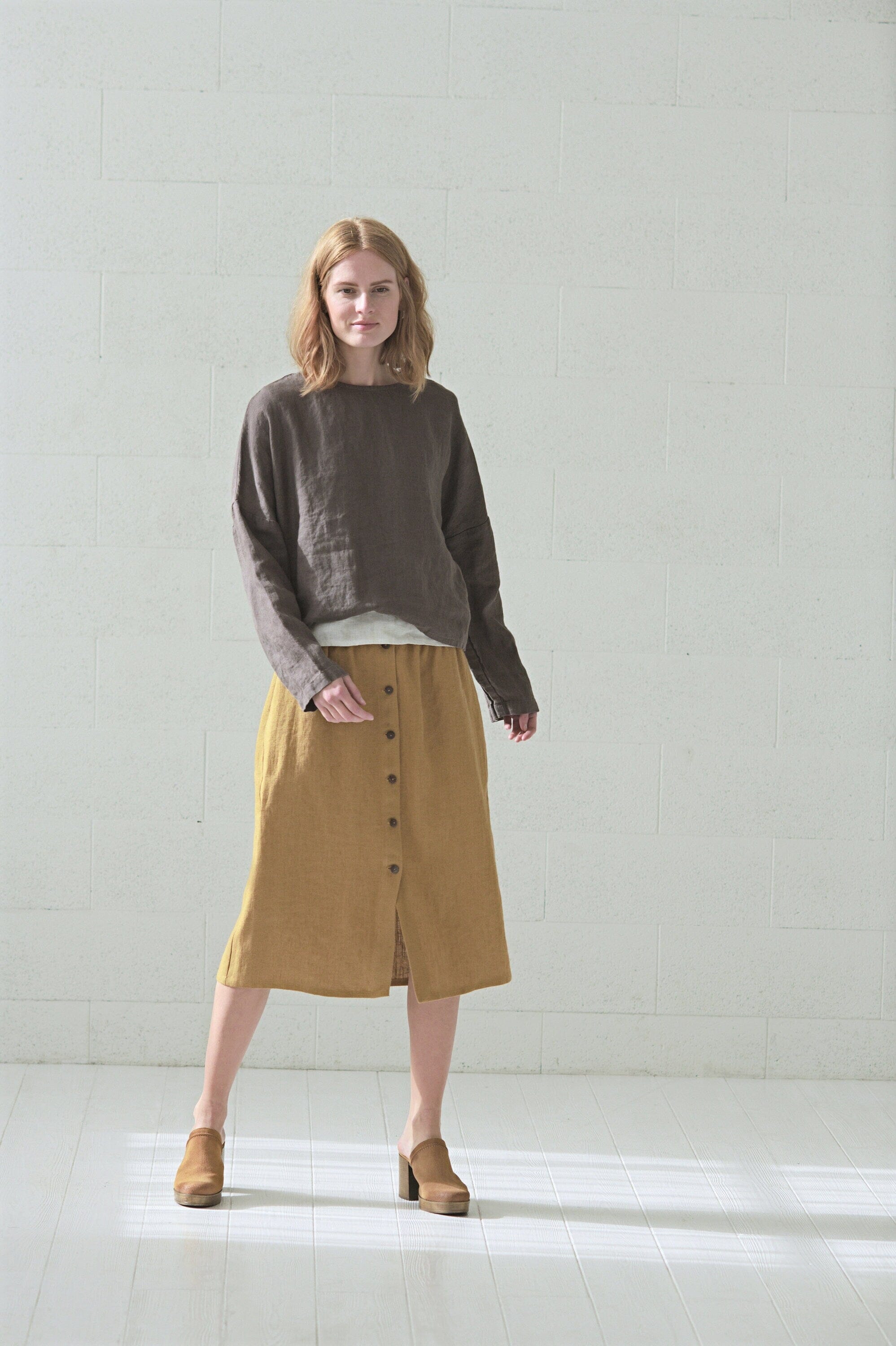 Loose Linen Short Top Old Linen Mill 