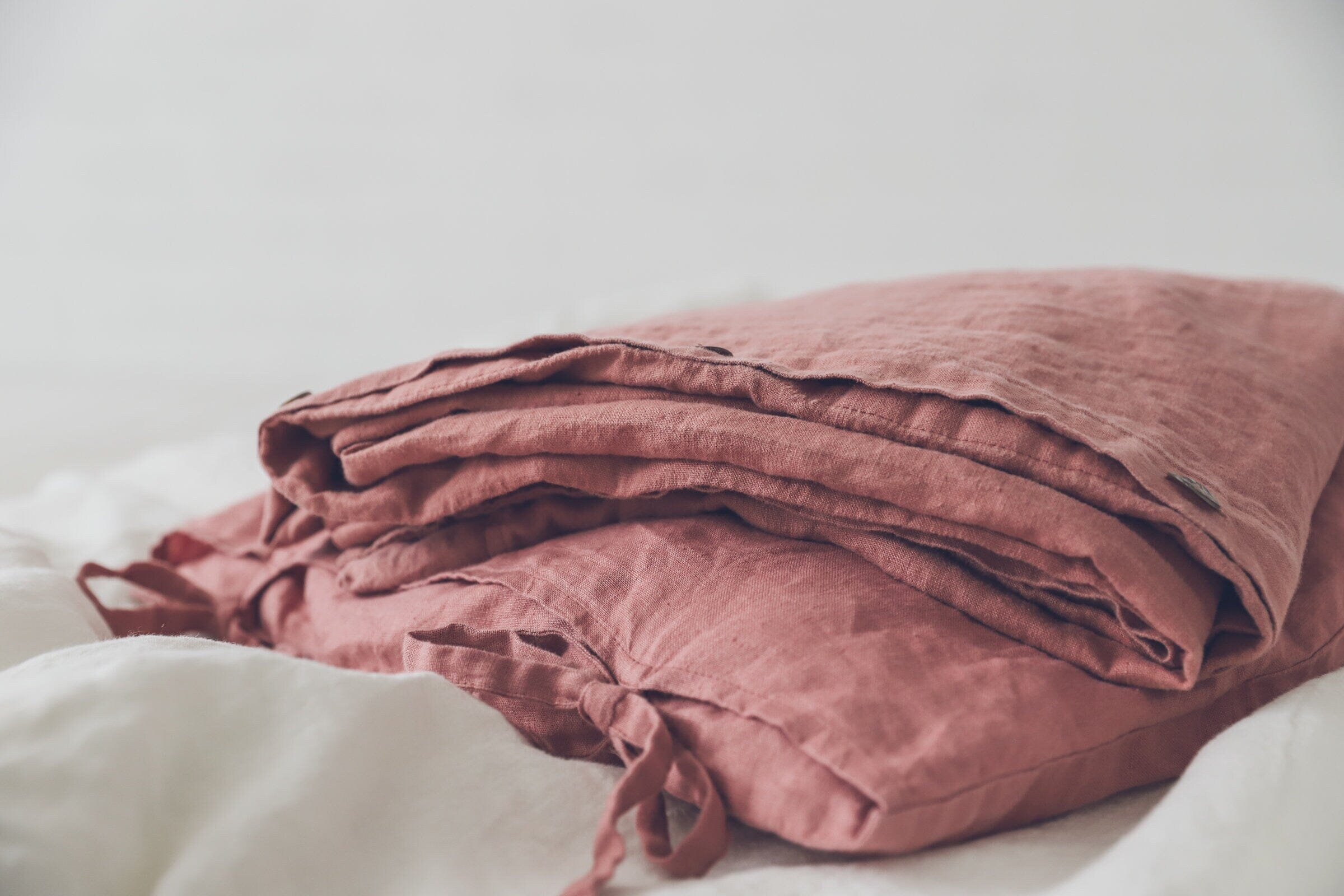 Natural Bed Linen Set with Ties Old Linen Mill 