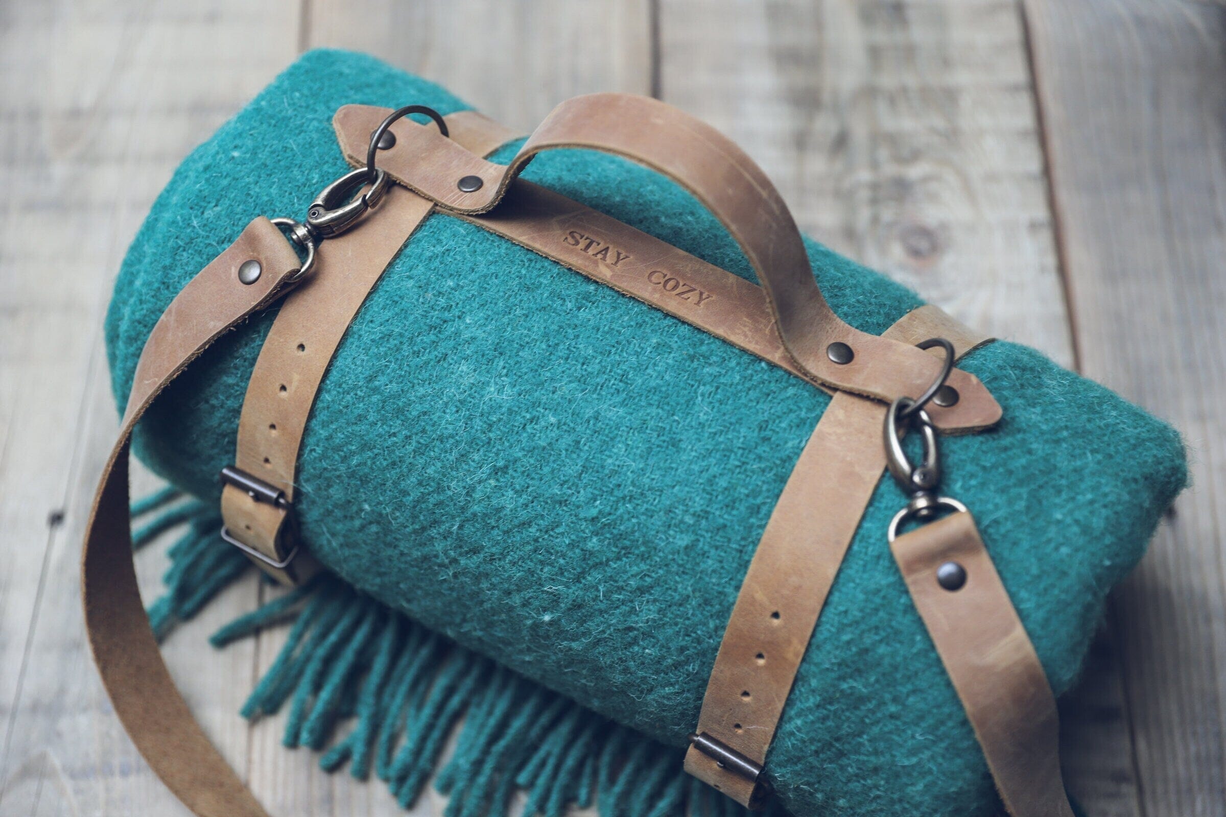 Personalized Leather Handle Strap with Green Wool Throw Blanket Old Linen Mill Blanket+Handle 
