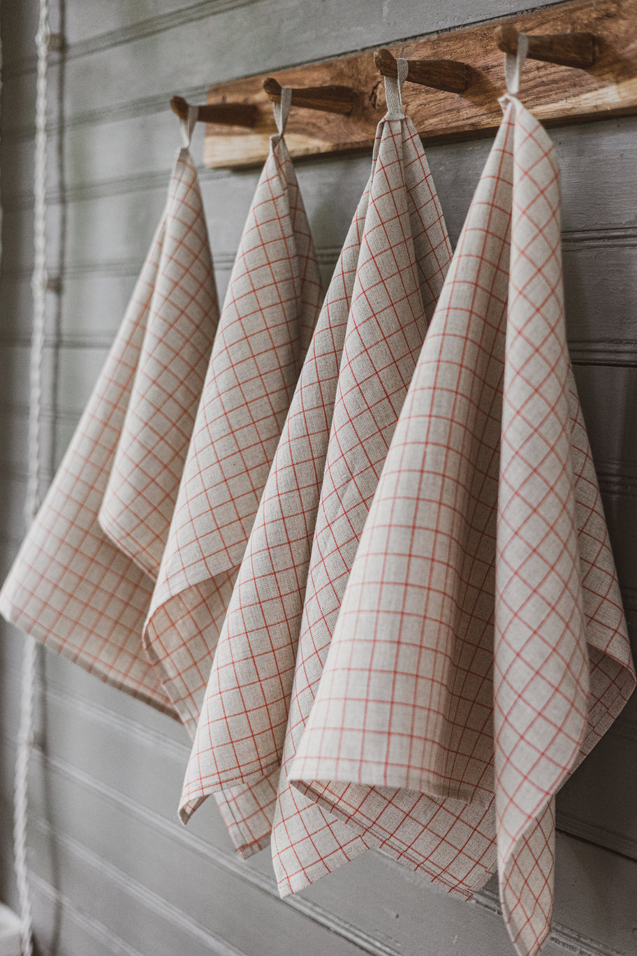 Set of 2 In Natural Red Checks Tea Towels Old Linen Mill