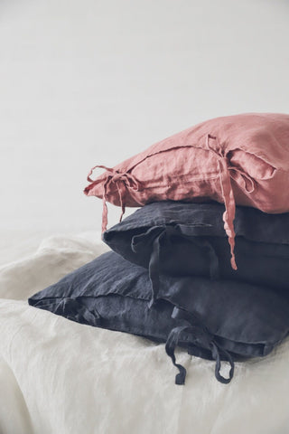 Set of 2 Linen Pillowcases with Ties Old Linen Mill 
