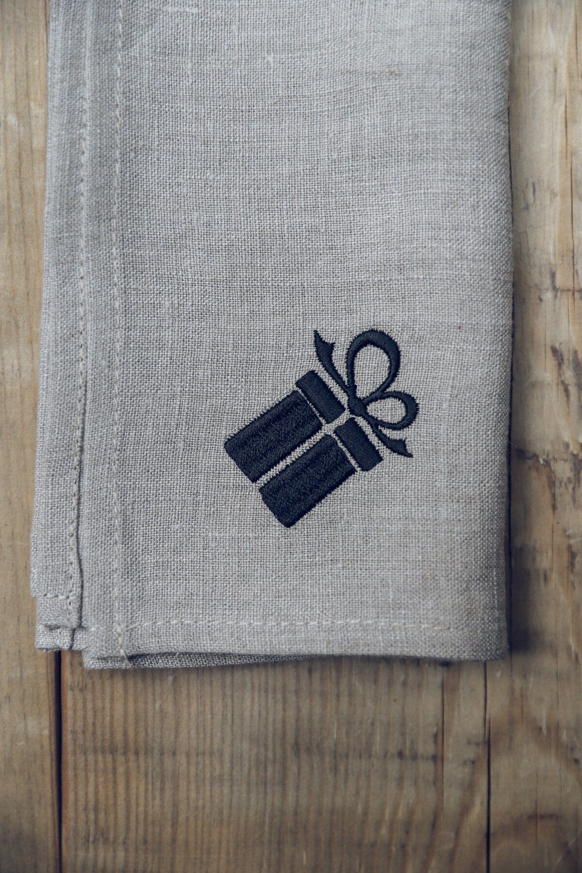 Sets of Handmade Gift Linen Table Napkins with Gift Box Old Linen Mill 