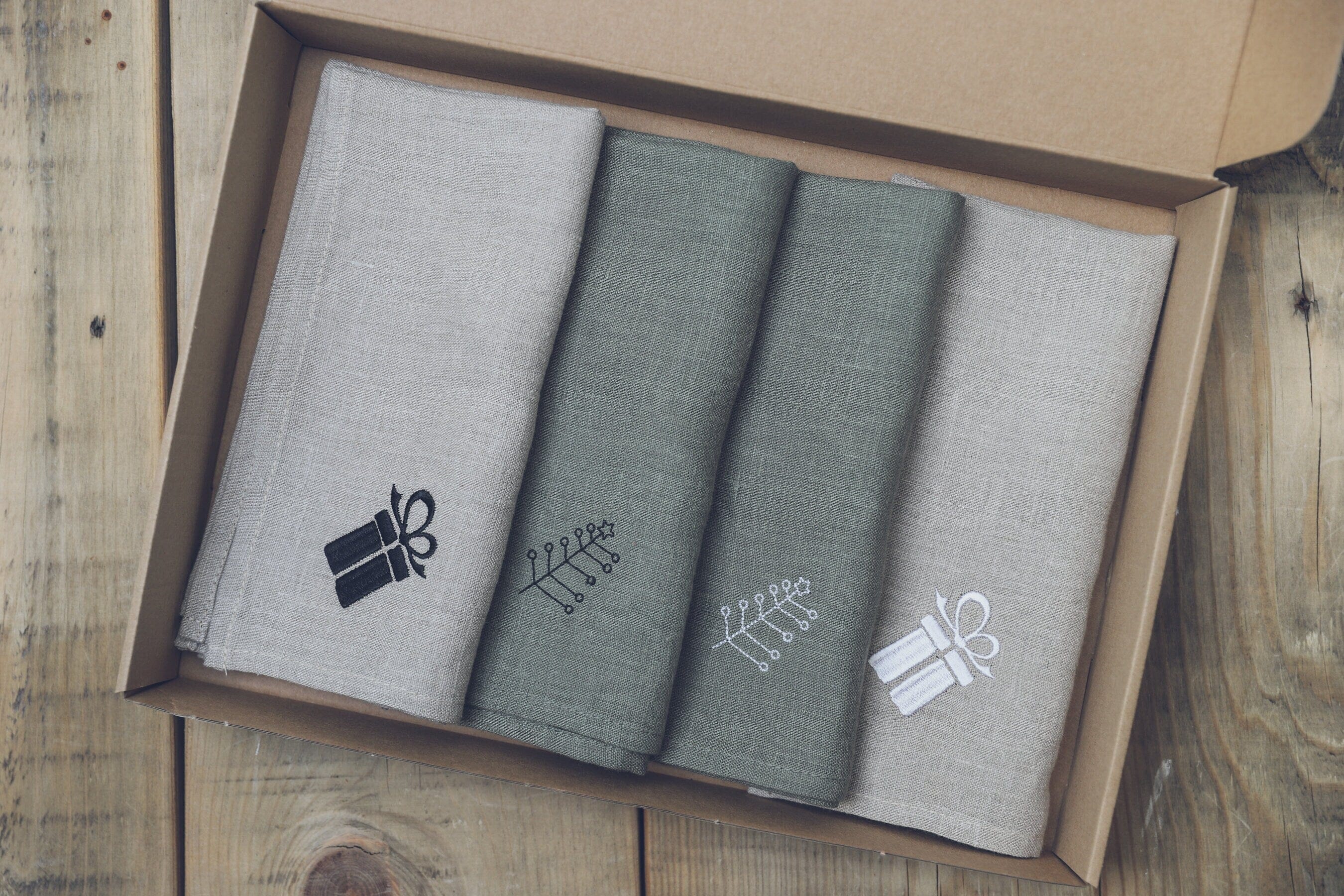 Sets of Handmade Gift Linen Table Napkins with Gift Box Old Linen Mill 