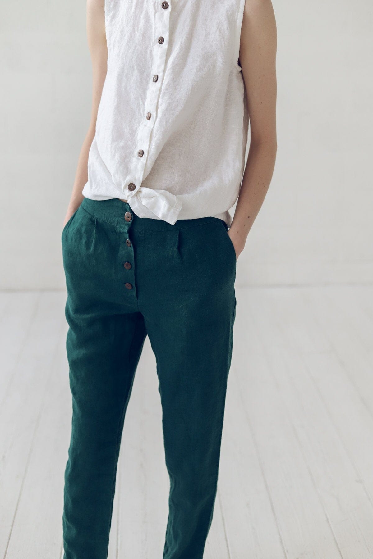 Sleeveless Classic Linen Women's Shirts Old Linen Mill 