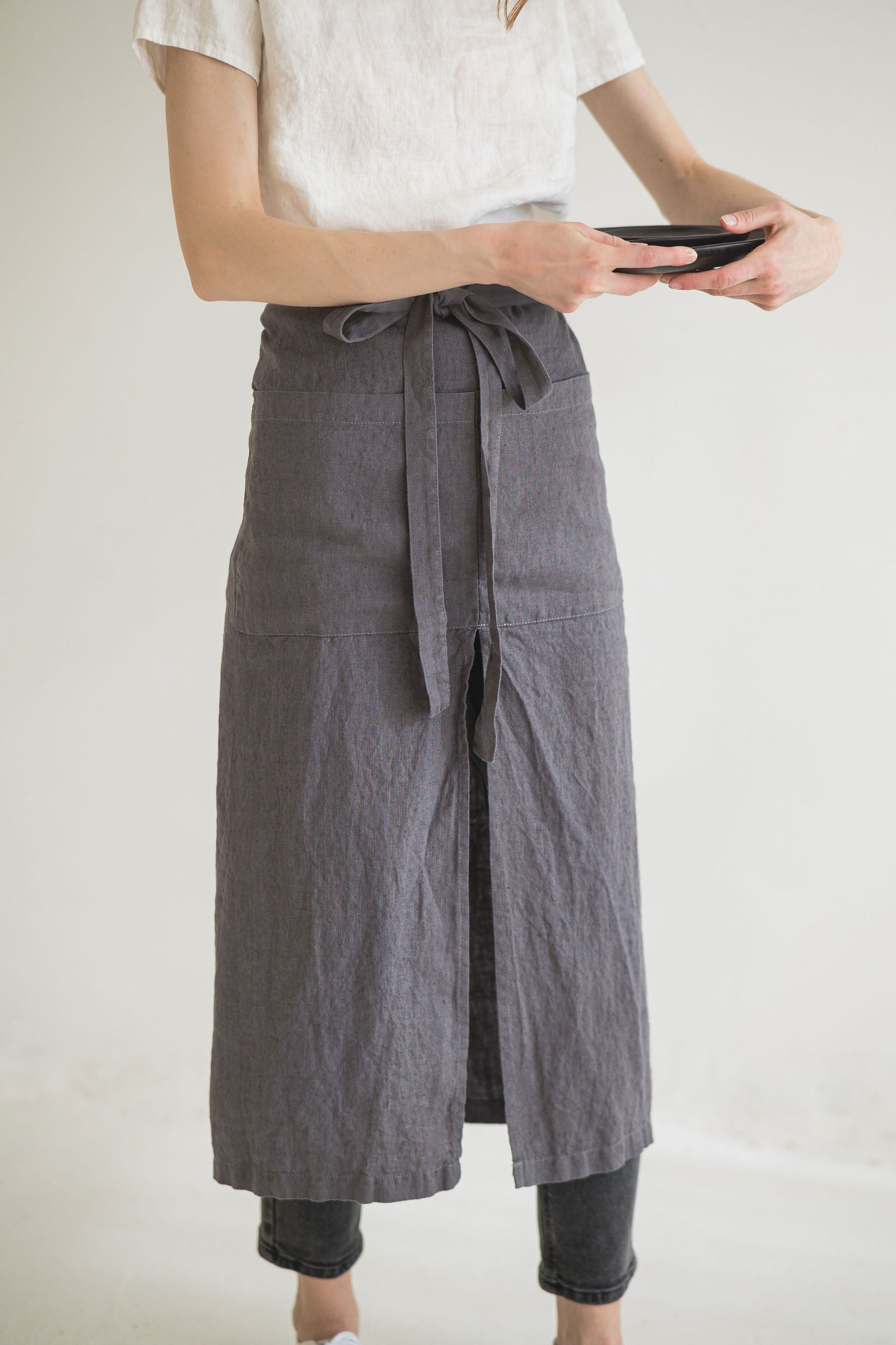 Split Leg Linen Apron AP6 Old Linen Mill