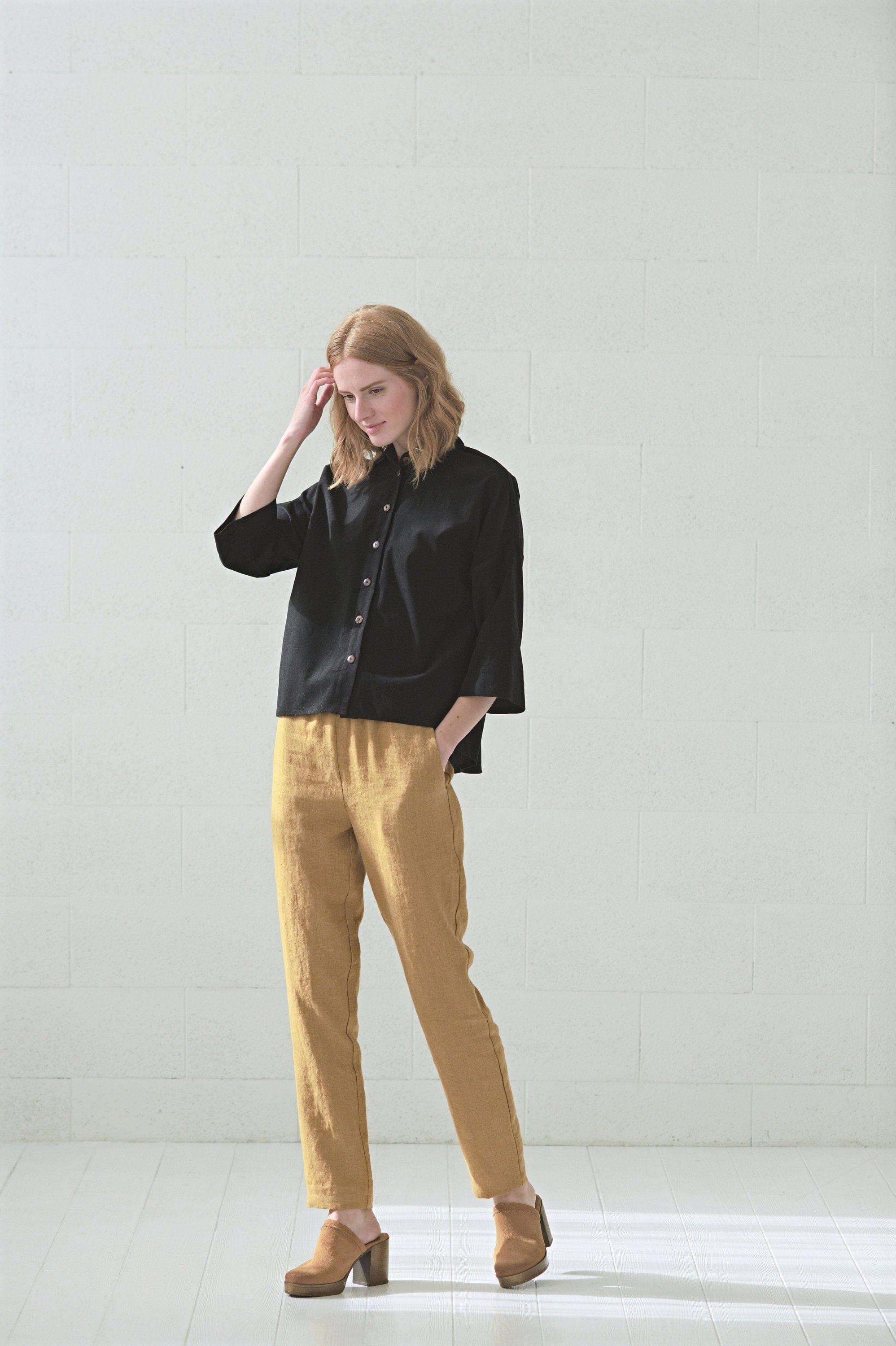 Women Black Short Shirts Buttons Down Old Linen Mill 